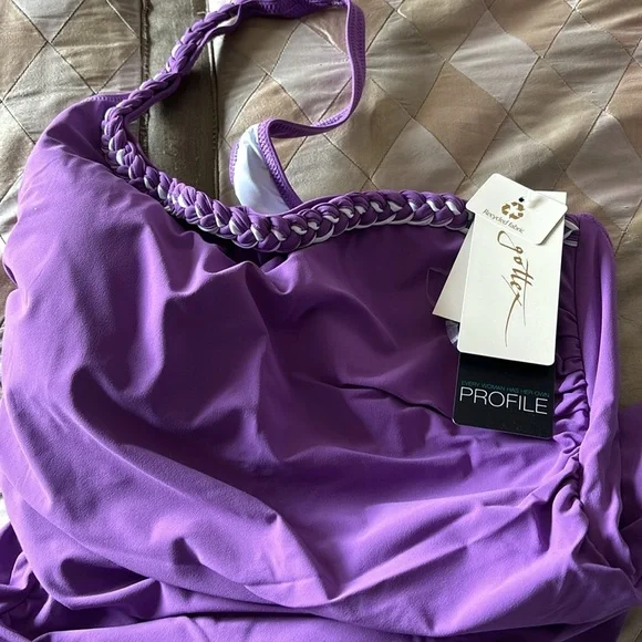 Gottex Women's Standard Kundala Shoulder Ruffle One Piece,Warm Purple